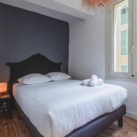 Boheme-chic Au Coeur Du Vieux #lovely Apartment Nice